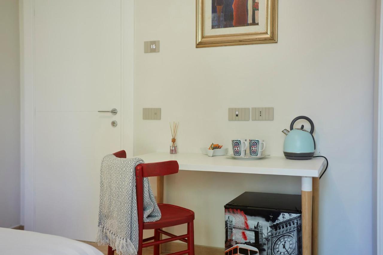 Agriturismo Nido Delle Rondini Macerata Bagian luar foto