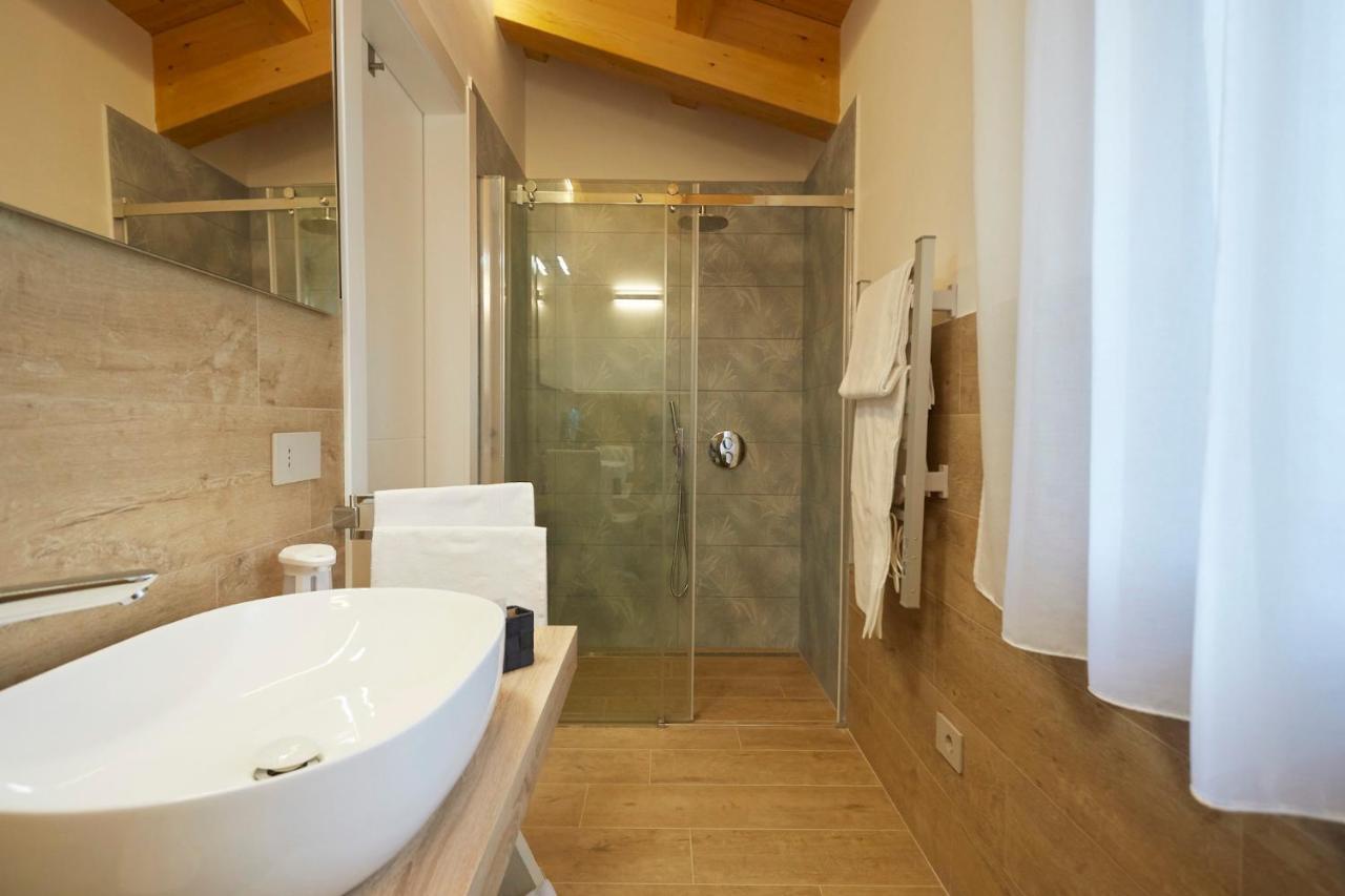 Agriturismo Nido Delle Rondini Macerata Bagian luar foto