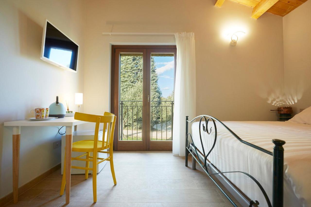 Agriturismo Nido Delle Rondini Macerata Bagian luar foto